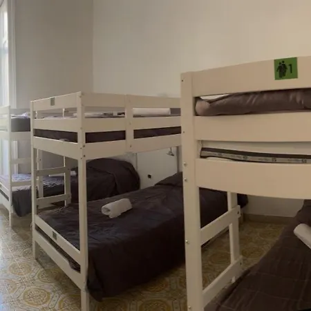 Hostal A I R H1o